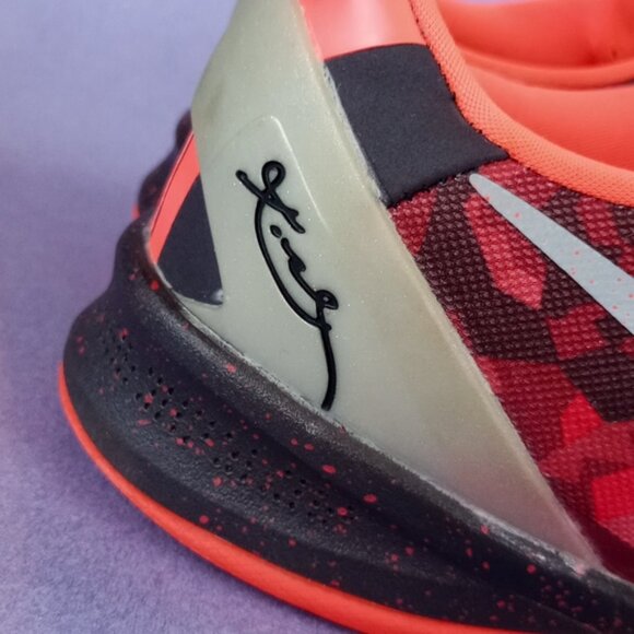 Nike Kobe 8 Year of the Snake Shoe - Picture 6 of 13